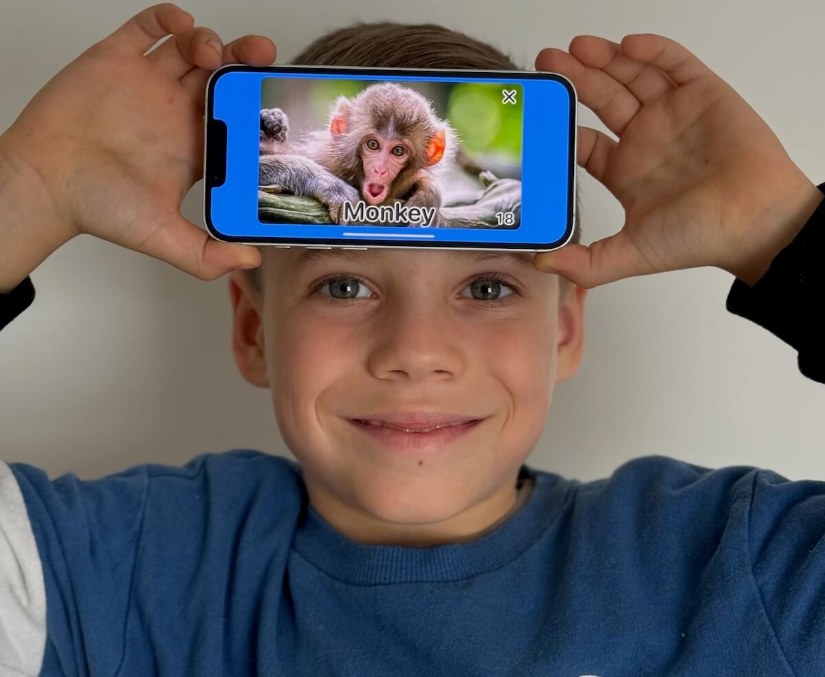 Charades for Kids app in action